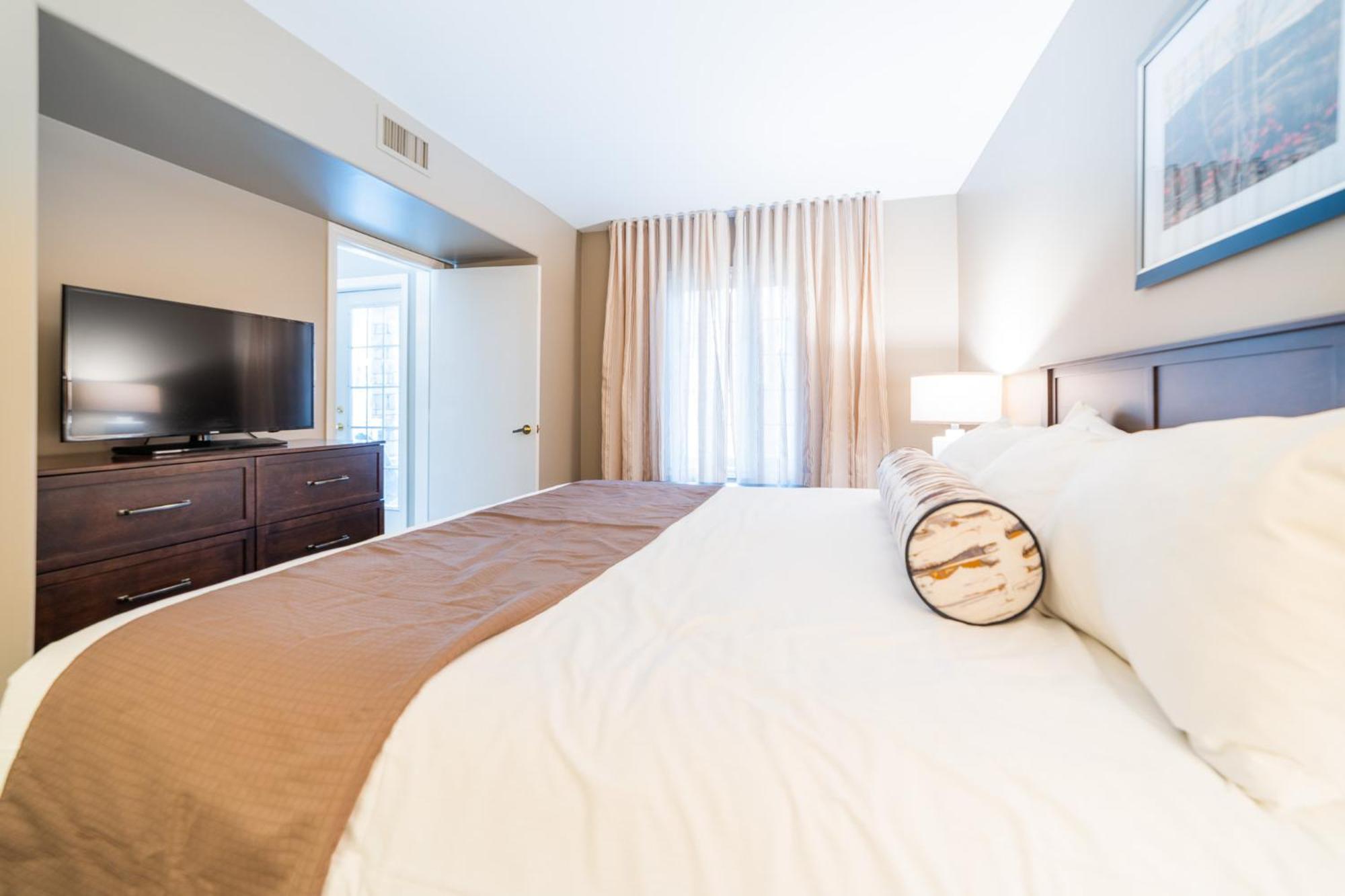 Horseshoe Valley Suites - The Aurora Shanty Bay Buitenkant foto